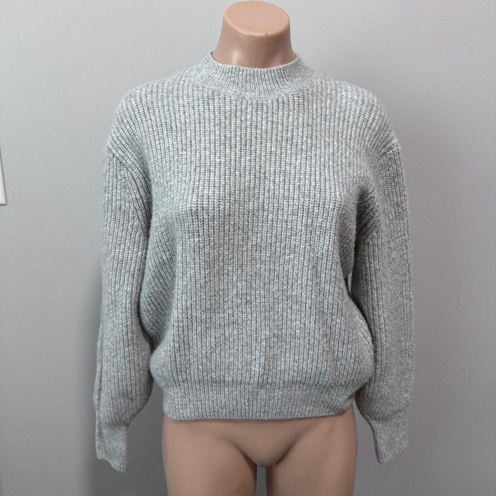 H&M Gray Mock Neck Ribbed Knit Sweater XS